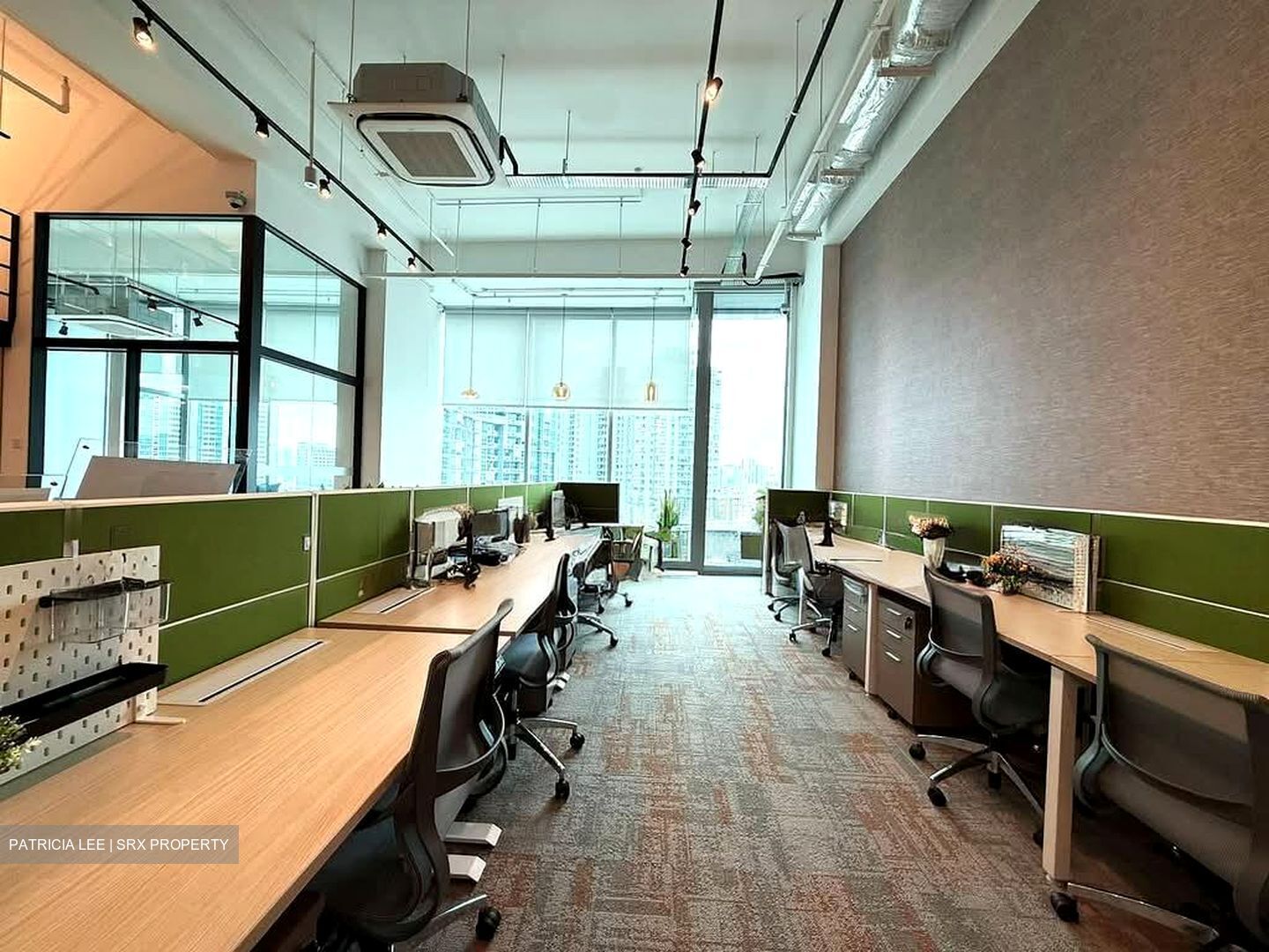 Arc 380 (D8), Office #596848251